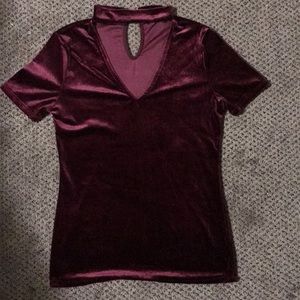 Charlotte Russe T w/ choker